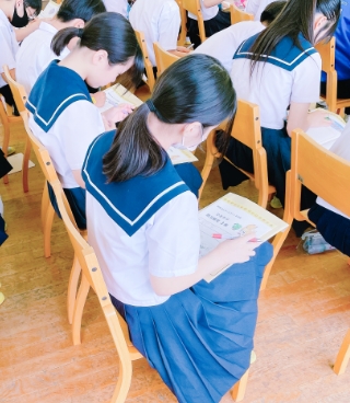 唐津市立西唐津中学校様でのひまわり防災検定受検の様子